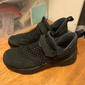 Nike Air Jordan trunner size 12